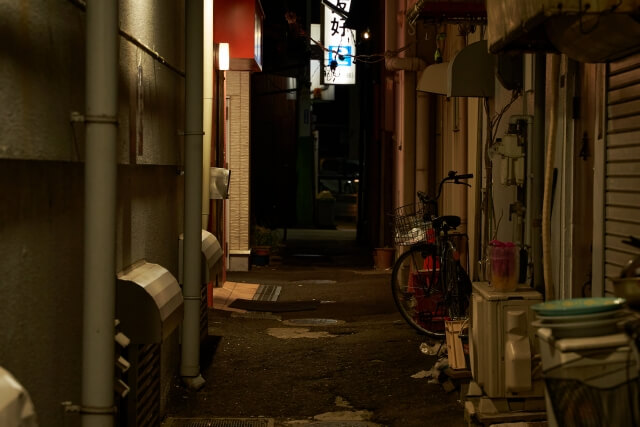 独自の監視システムによる張り込み技術